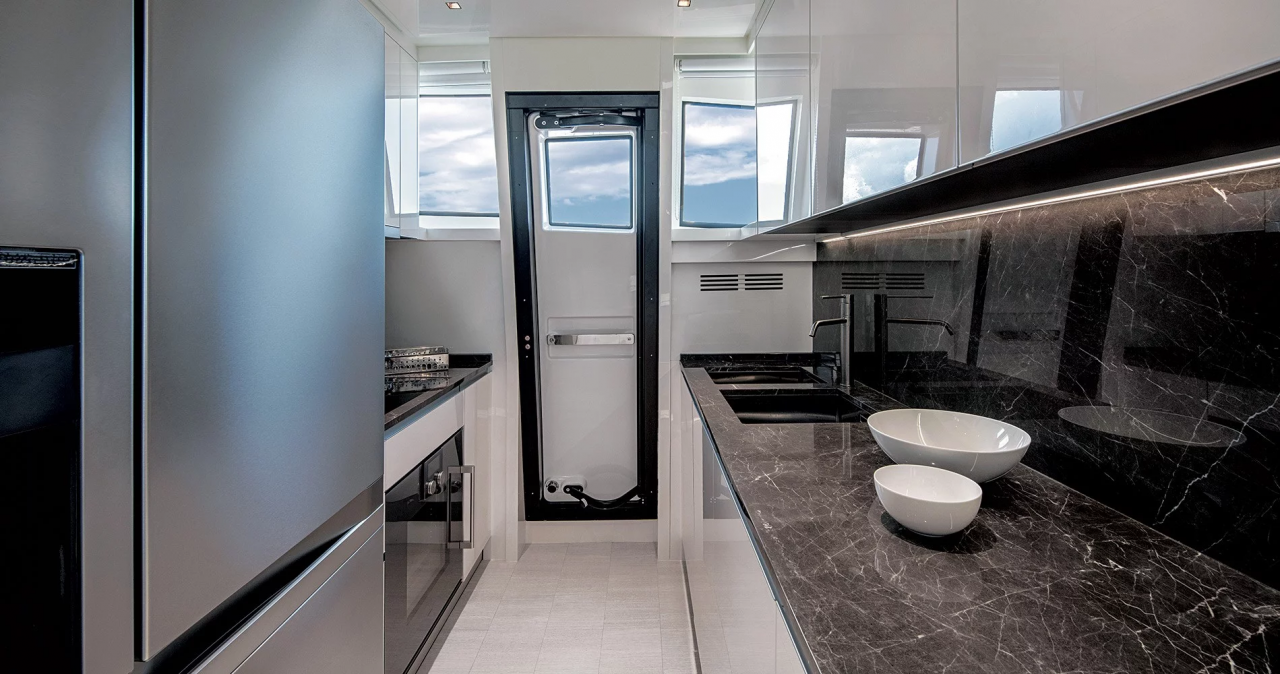 Яхта Sanlorenzo SL78 интерьер Кухни