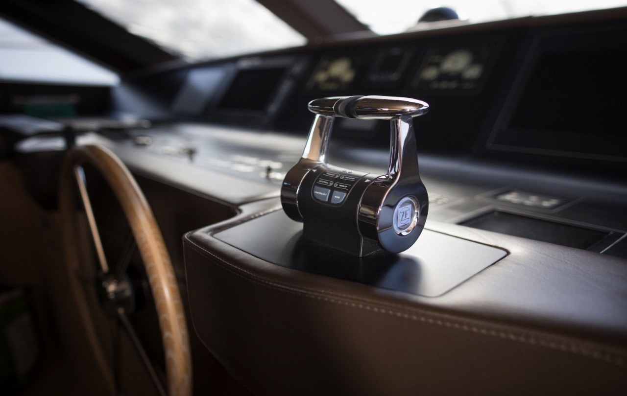 Купить моторную яхту у официального представителя итальянской верфи Sanlorenzo и России и СНГ