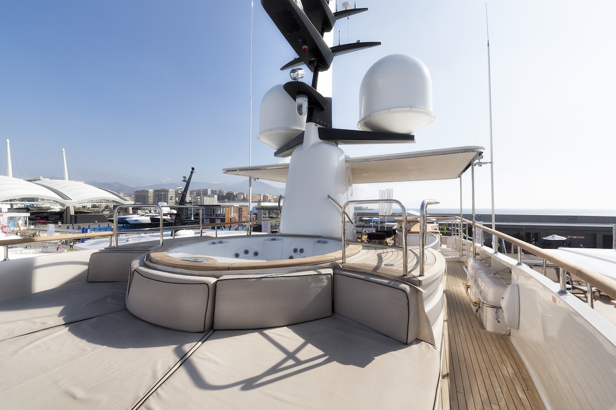 Sanlorenzo SD122 | Интерьер 2