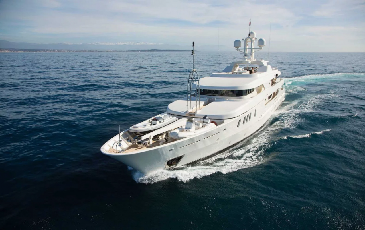 Amels Mercury | Экстерьер 4