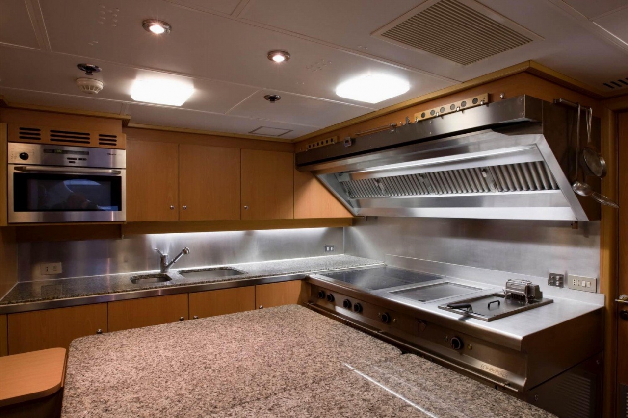 Amels Mercury | Интерьер 16