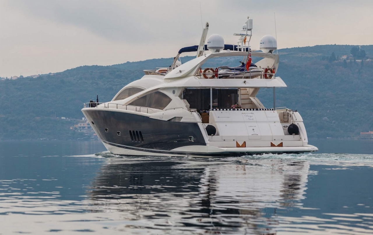 Sunseeker 82 Basya Nicoli | Экстерьер 2
