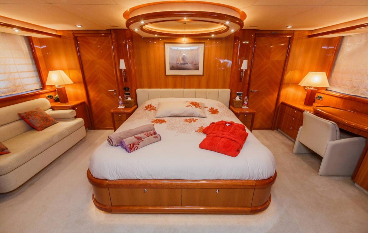 Sunseeker 82 Basya Nicoli | Интерьер 6