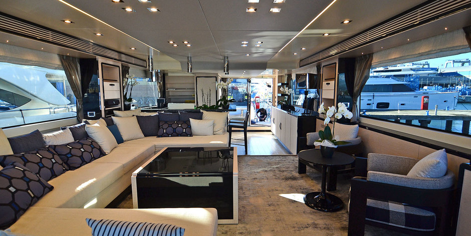 Azimut Magellano 76 CADET | Интерьер 4