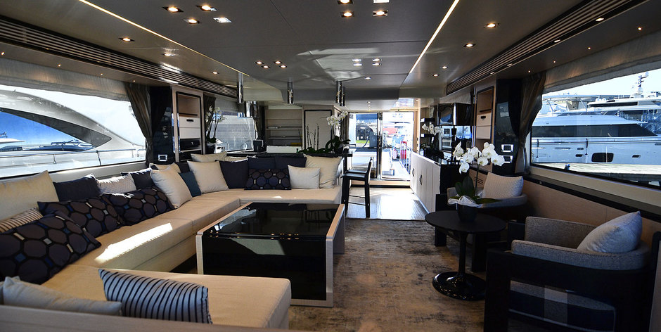 Azimut Magellano 76 CADET | Интерьер 5