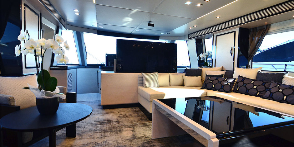 Azimut Magellano 76 CADET | Интерьер 17