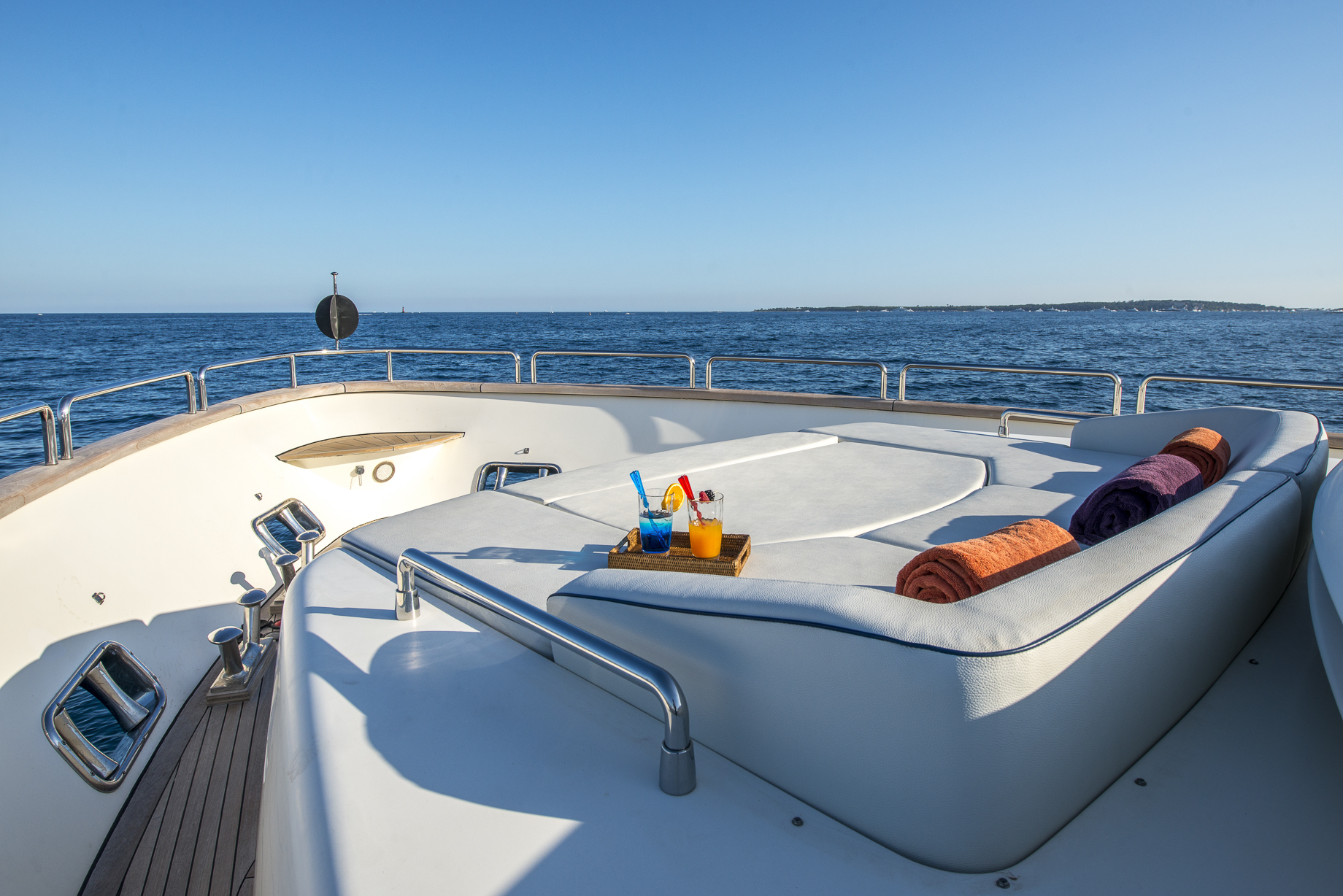 Azimut 105 La Rubia | Интерьер 14