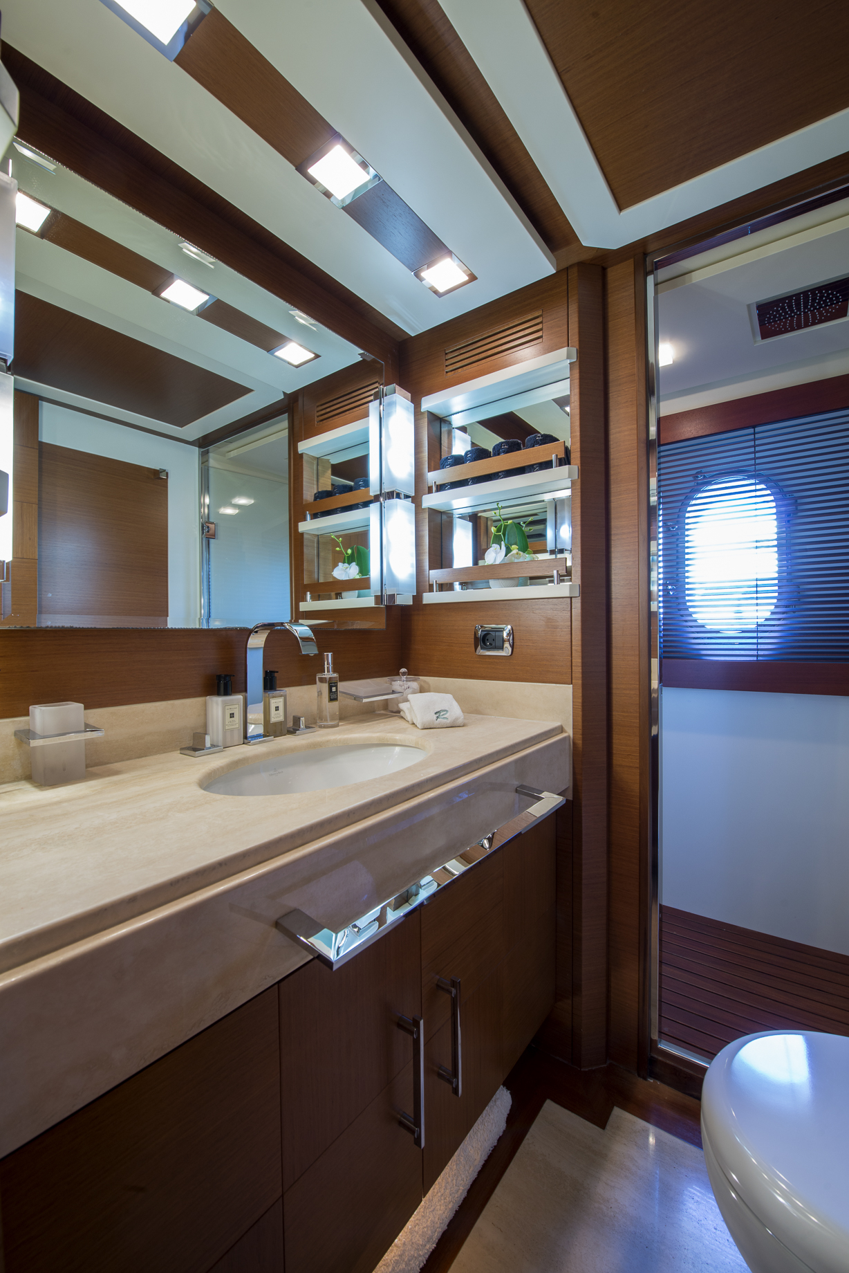 Azimut 105 La Rubia | Интерьер 30