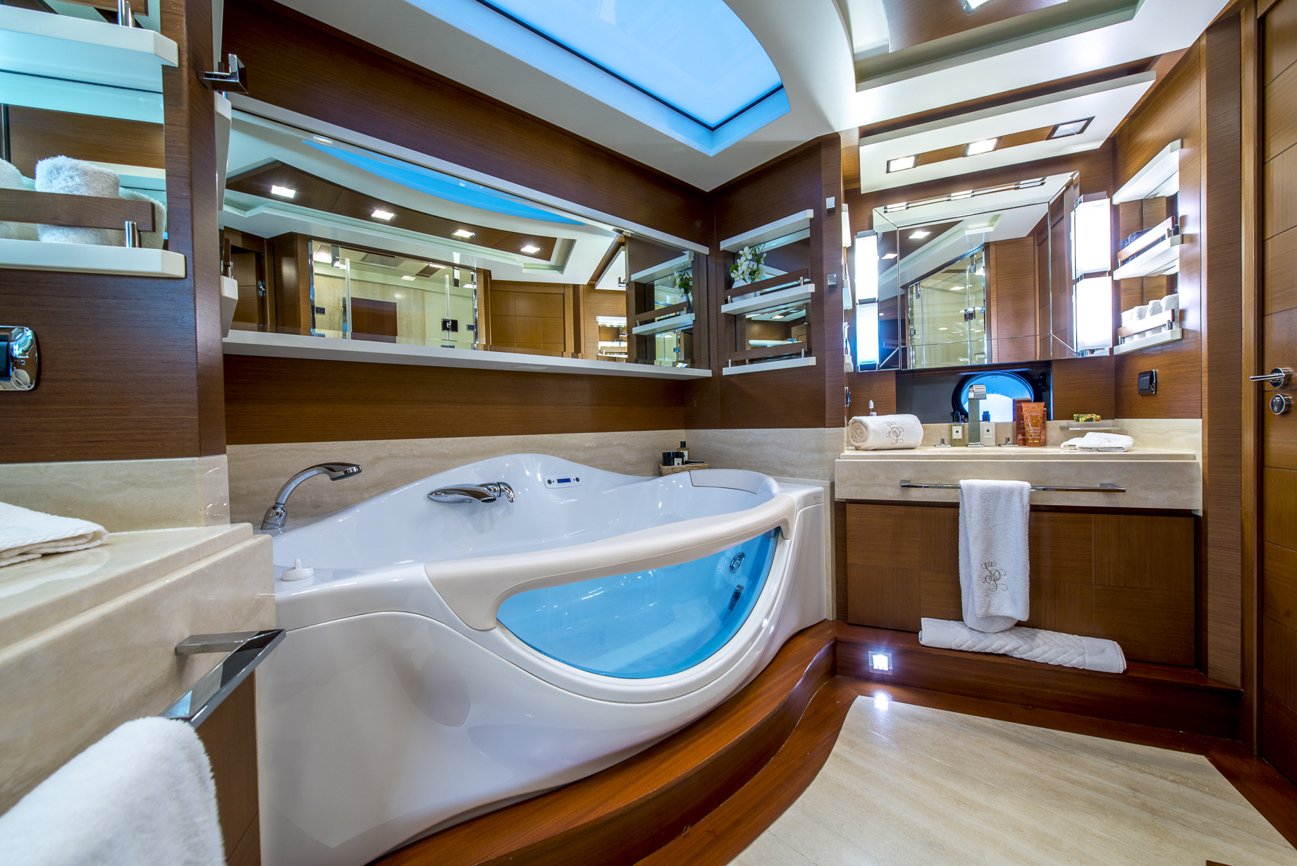 Azimut 105 La Rubia | Интерьер 4