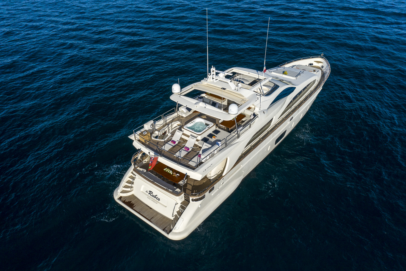 Azimut 105 La Rubia | Экстерьер 4