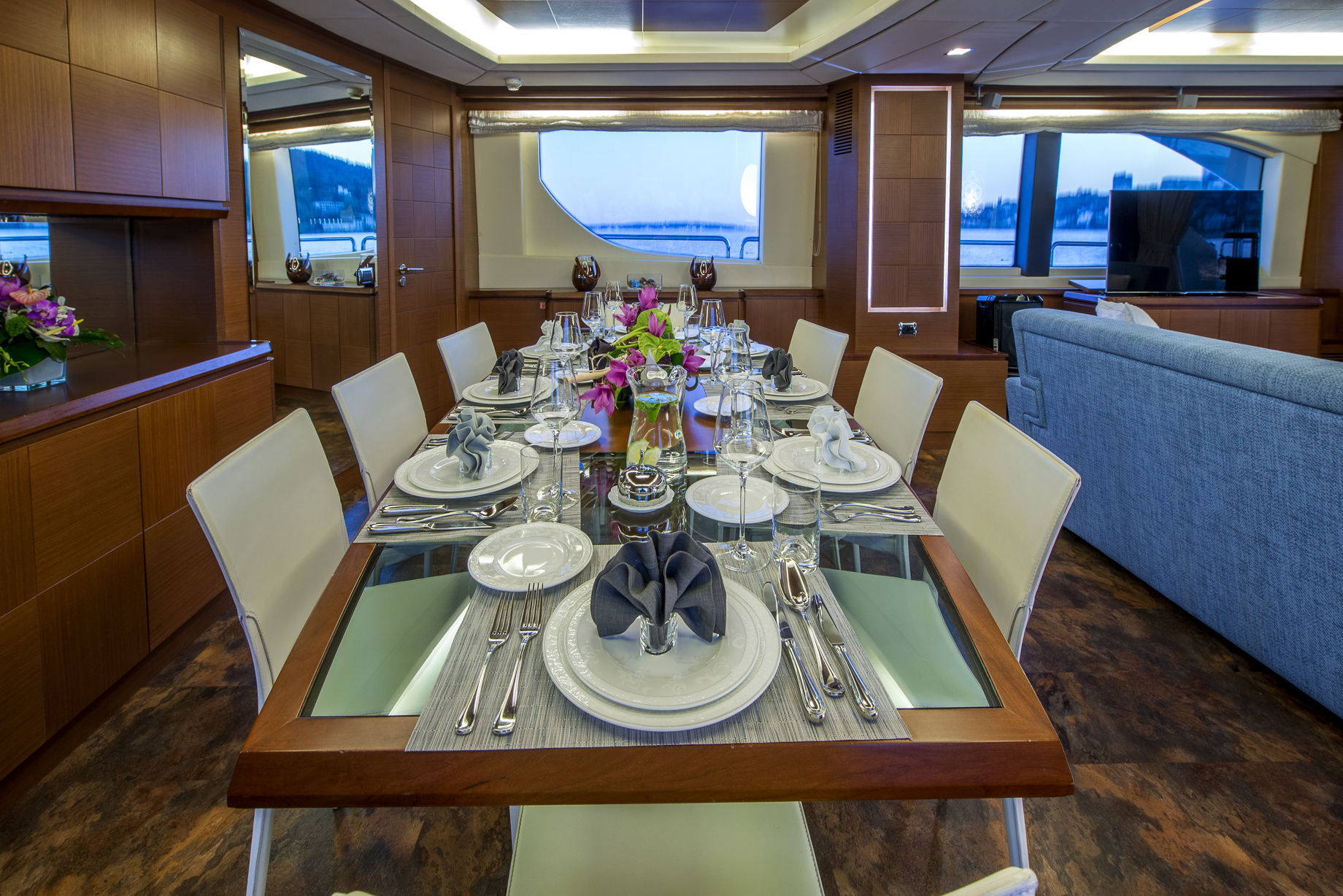 Azimut 105 La Rubia | Интерьер 27