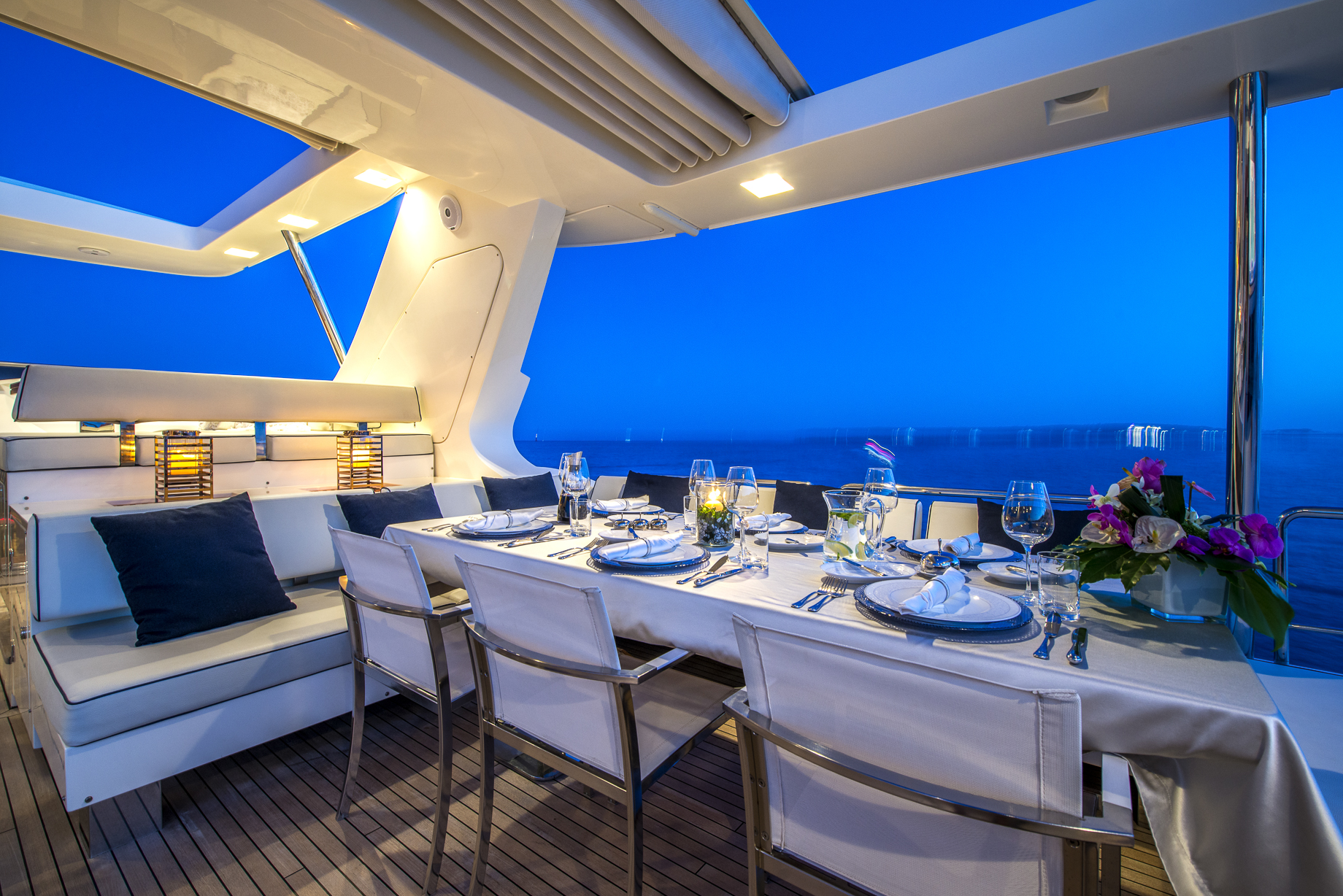 Azimut 105 La Rubia | Интерьер 10