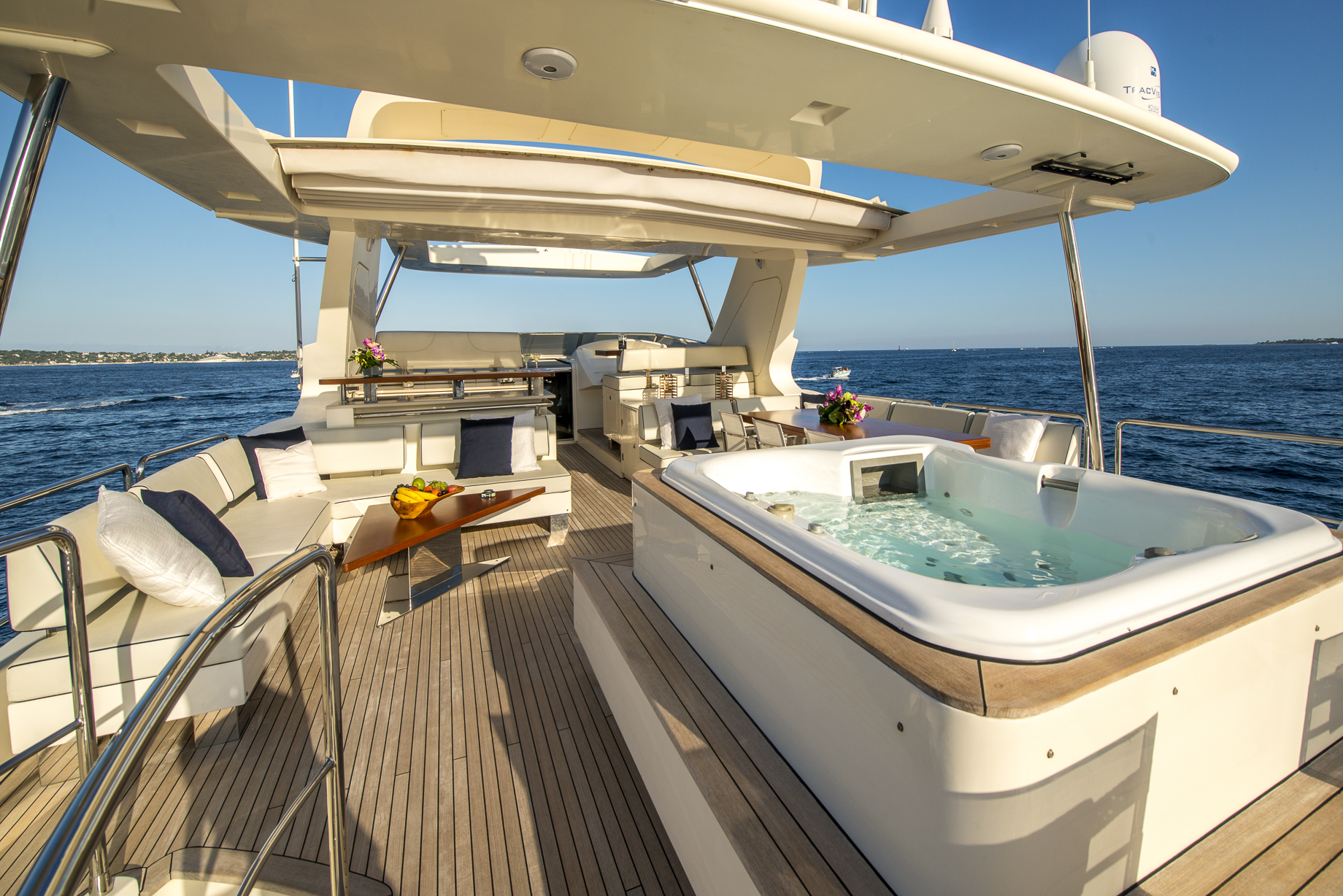 Azimut 105 La Rubia | Интерьер 32