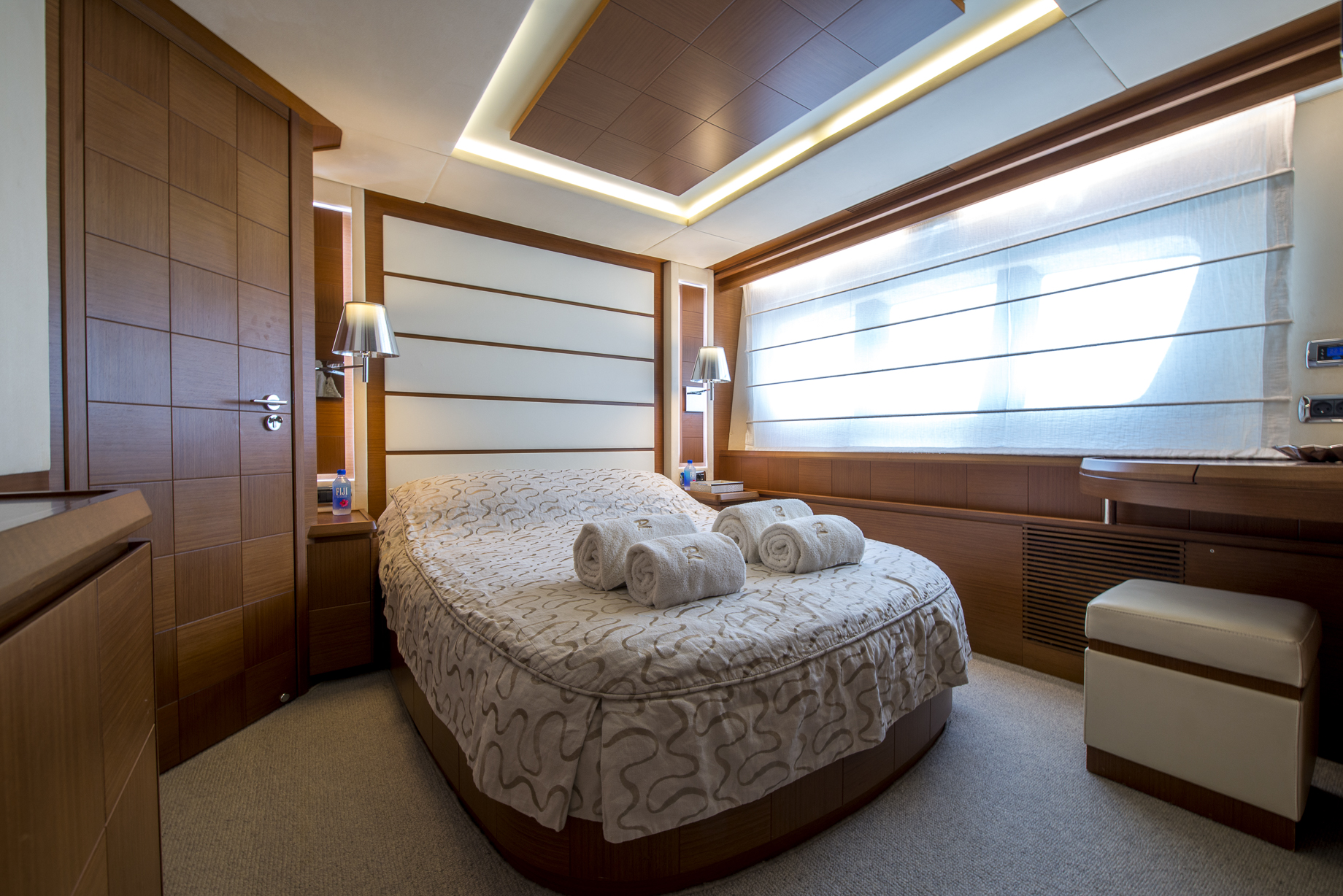 Azimut 105 La Rubia | Интерьер 23