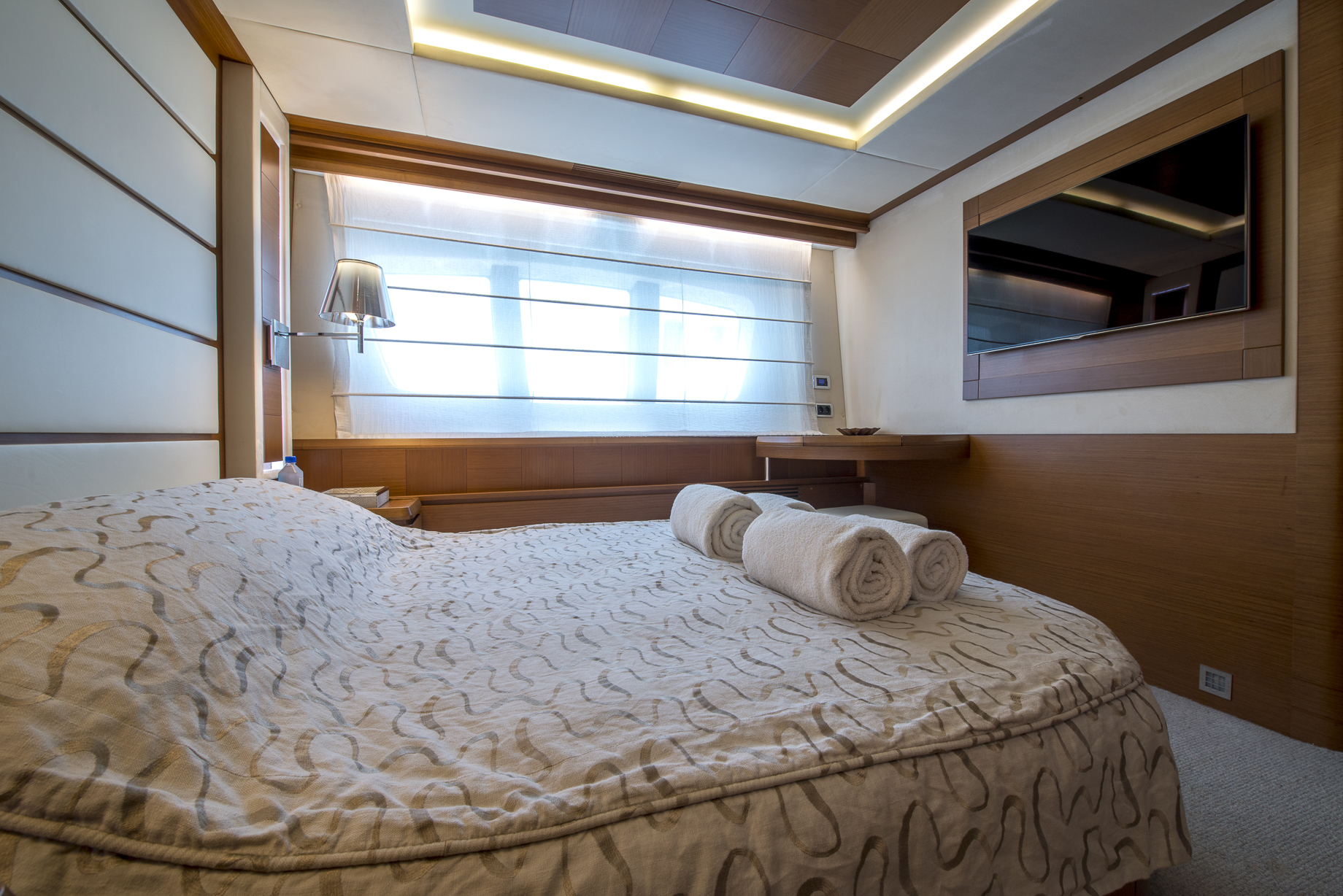 Azimut 105 La Rubia | Интерьер 15