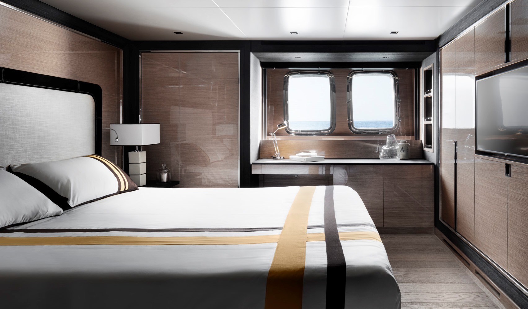 Яхта Sanlorenzo SL96A интерьер яхты