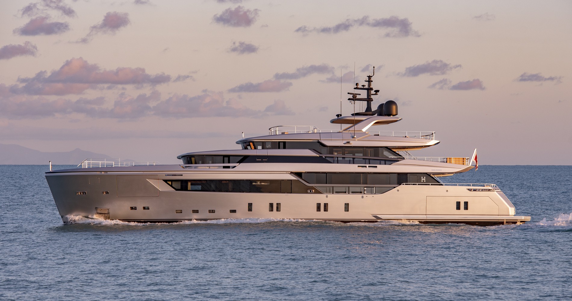 Sanlorenzo 44Alloy H1 | Экстерьер 3