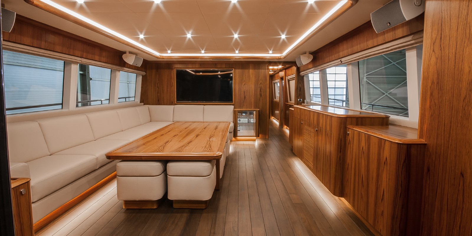 Яхта Wim Van Der Valk купить в России