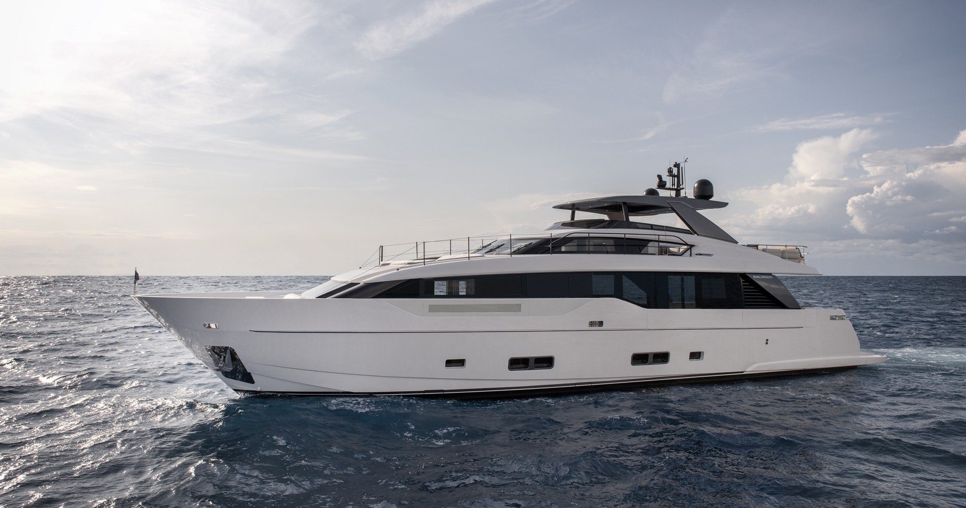 Sanlorenzo SL90A | Экстерьер 2