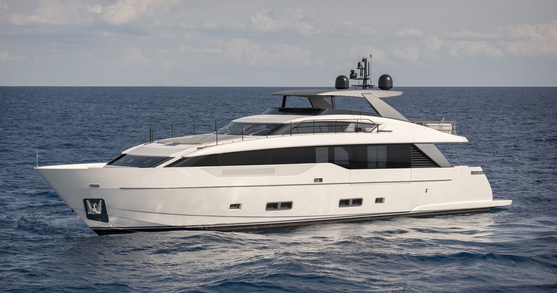 Sanlorenzo SL90A | Экстерьер 3