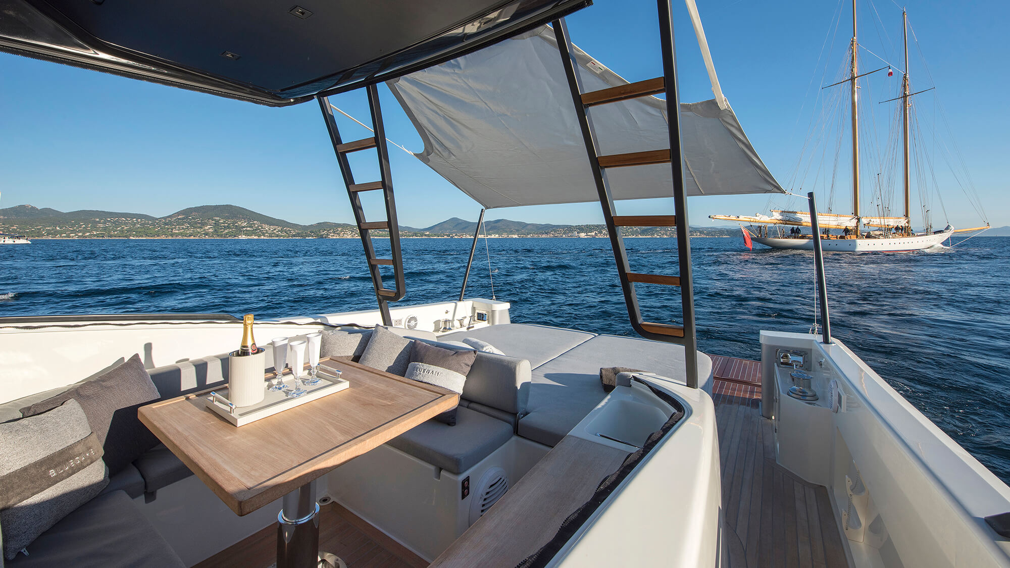 Bluegame BG42 | Экстерьер 6