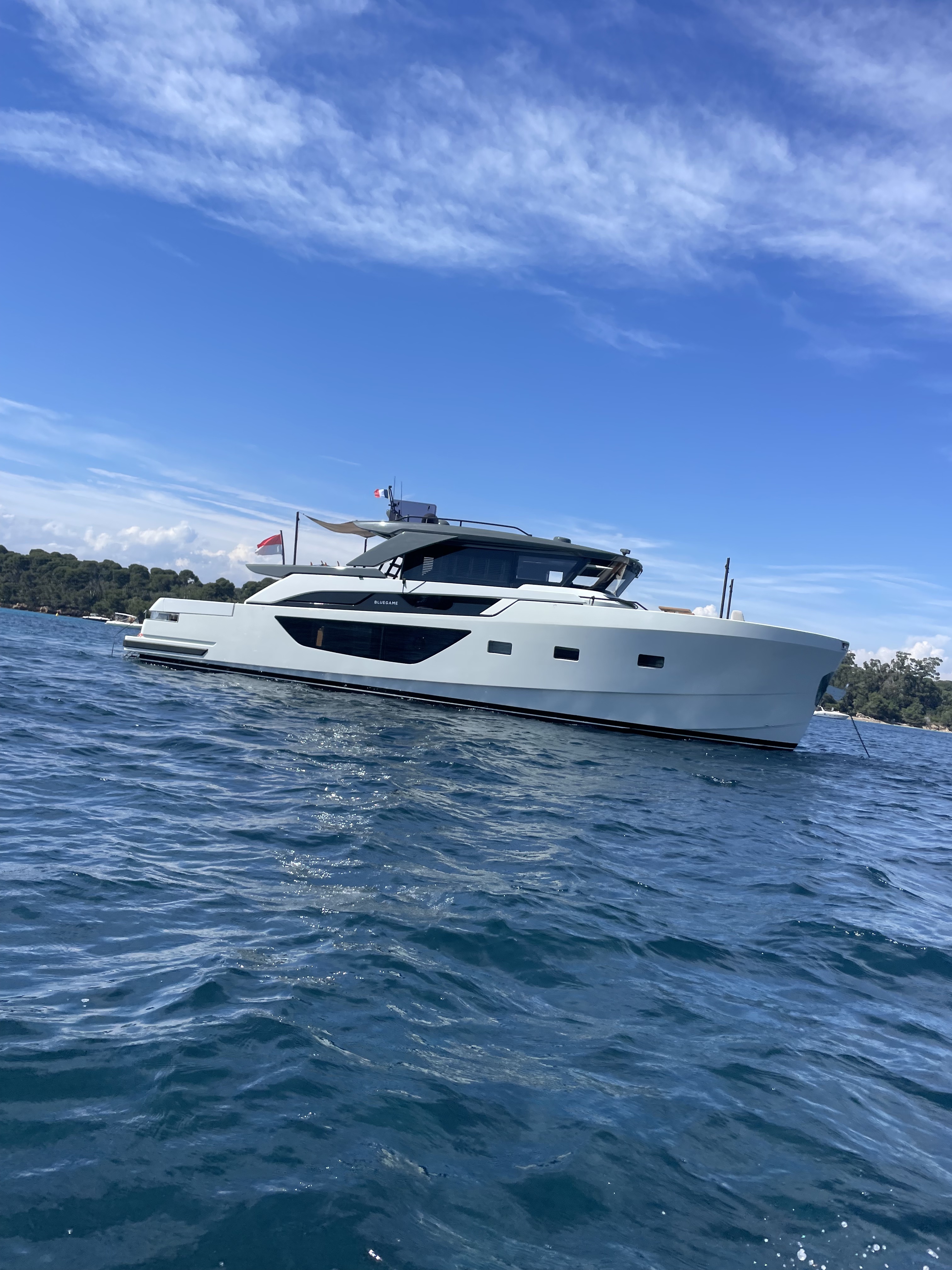 Bluegame BGX60 | Экстерьер 2