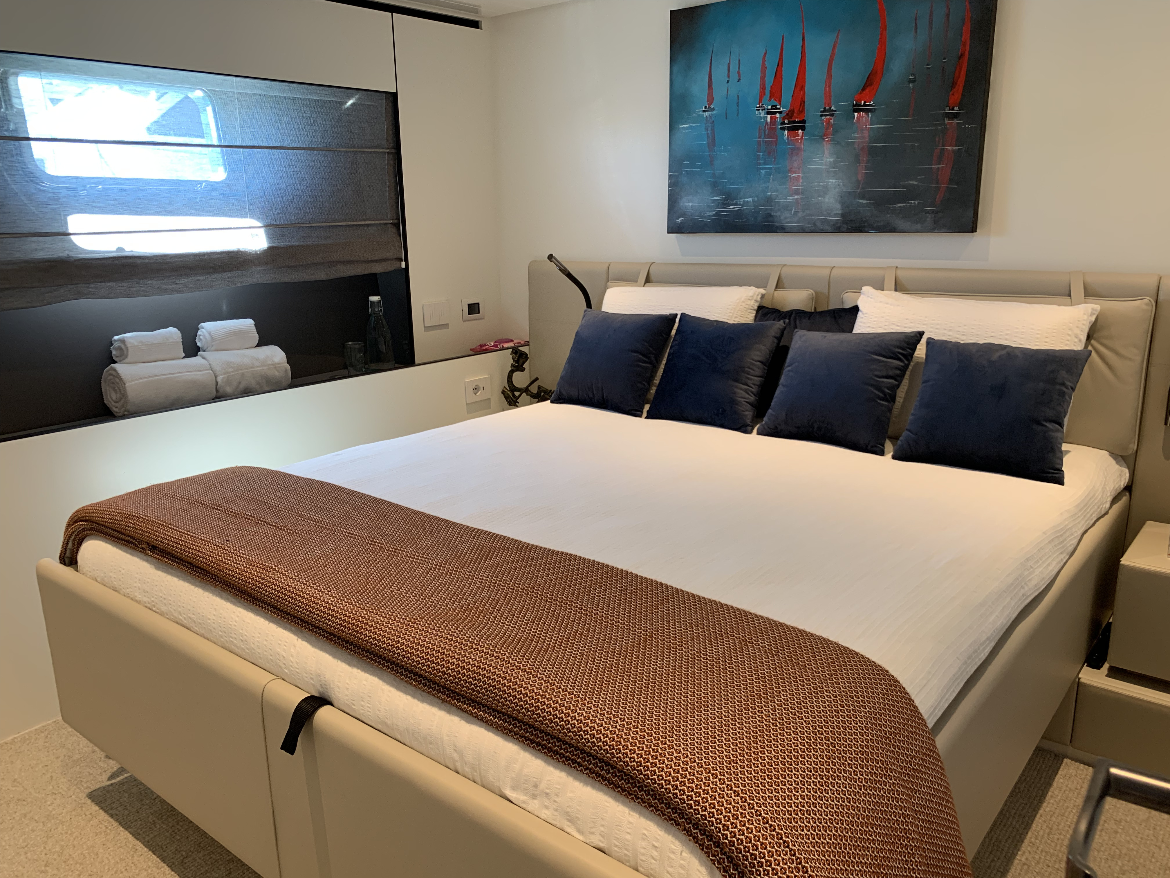 Bluegame BGX70 | Интерьер 8