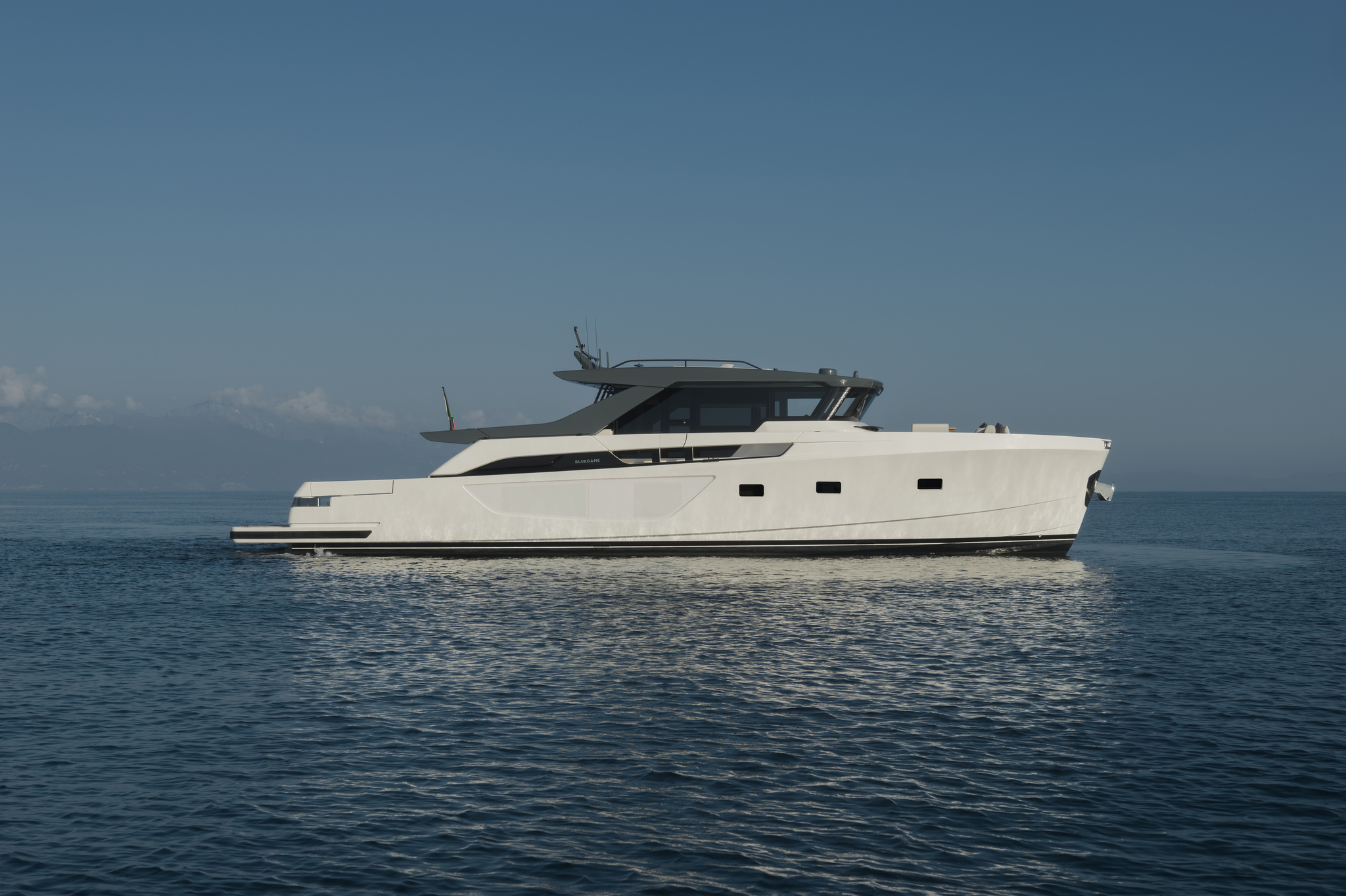 Bluegame BGX73 | Экстерьер 3