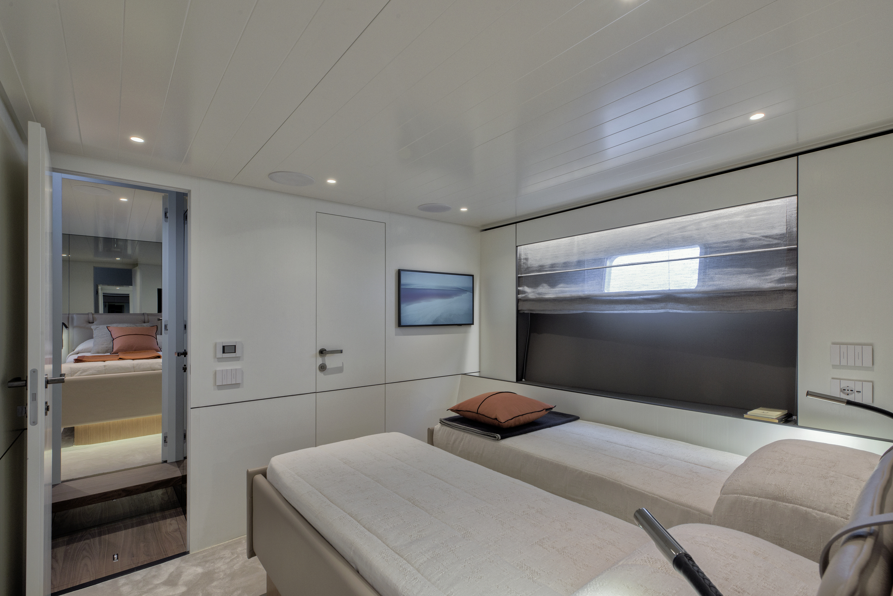 Bluegame BGX73 | Интерьер 5