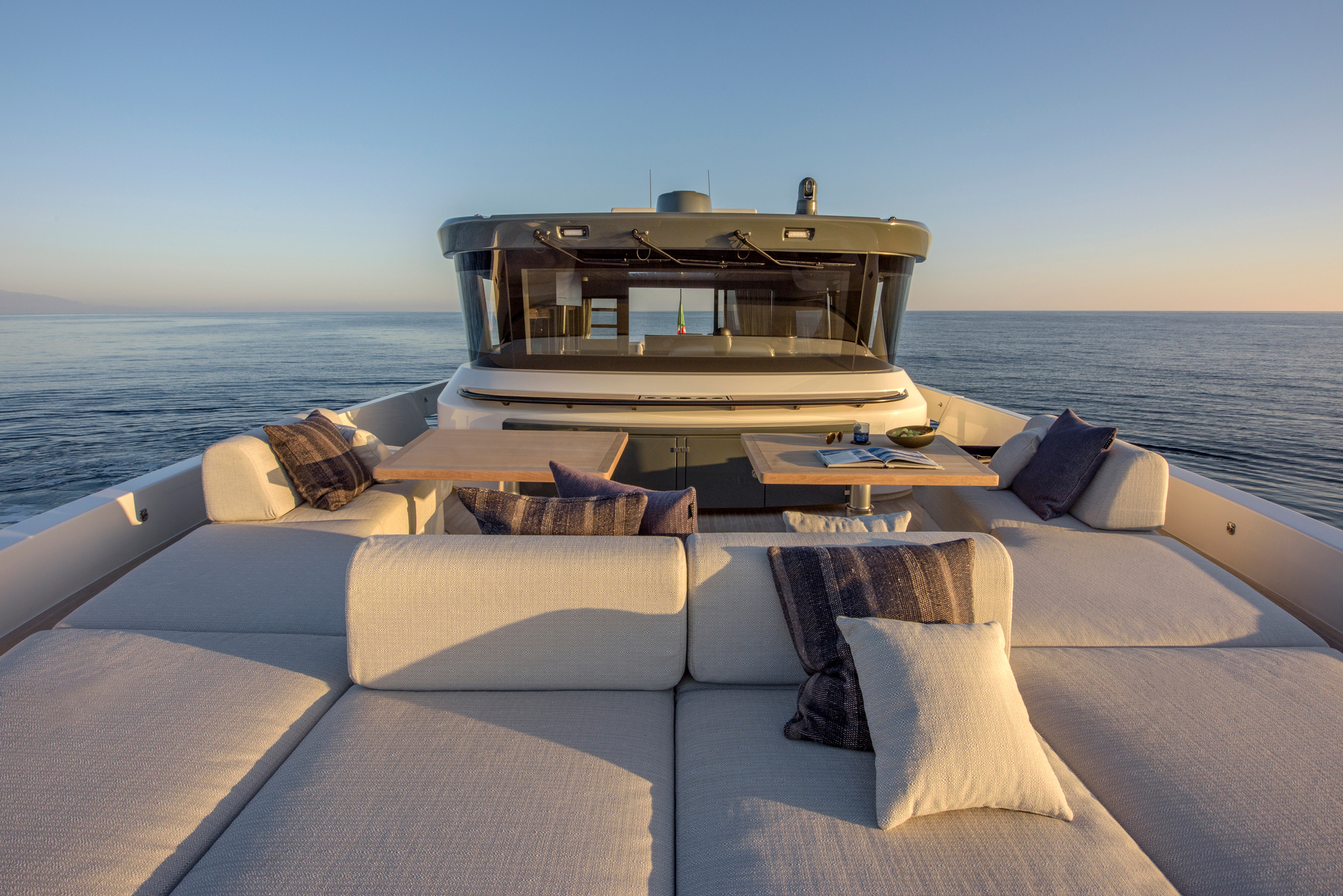 Bluegame BGX73 | Интерьер 1