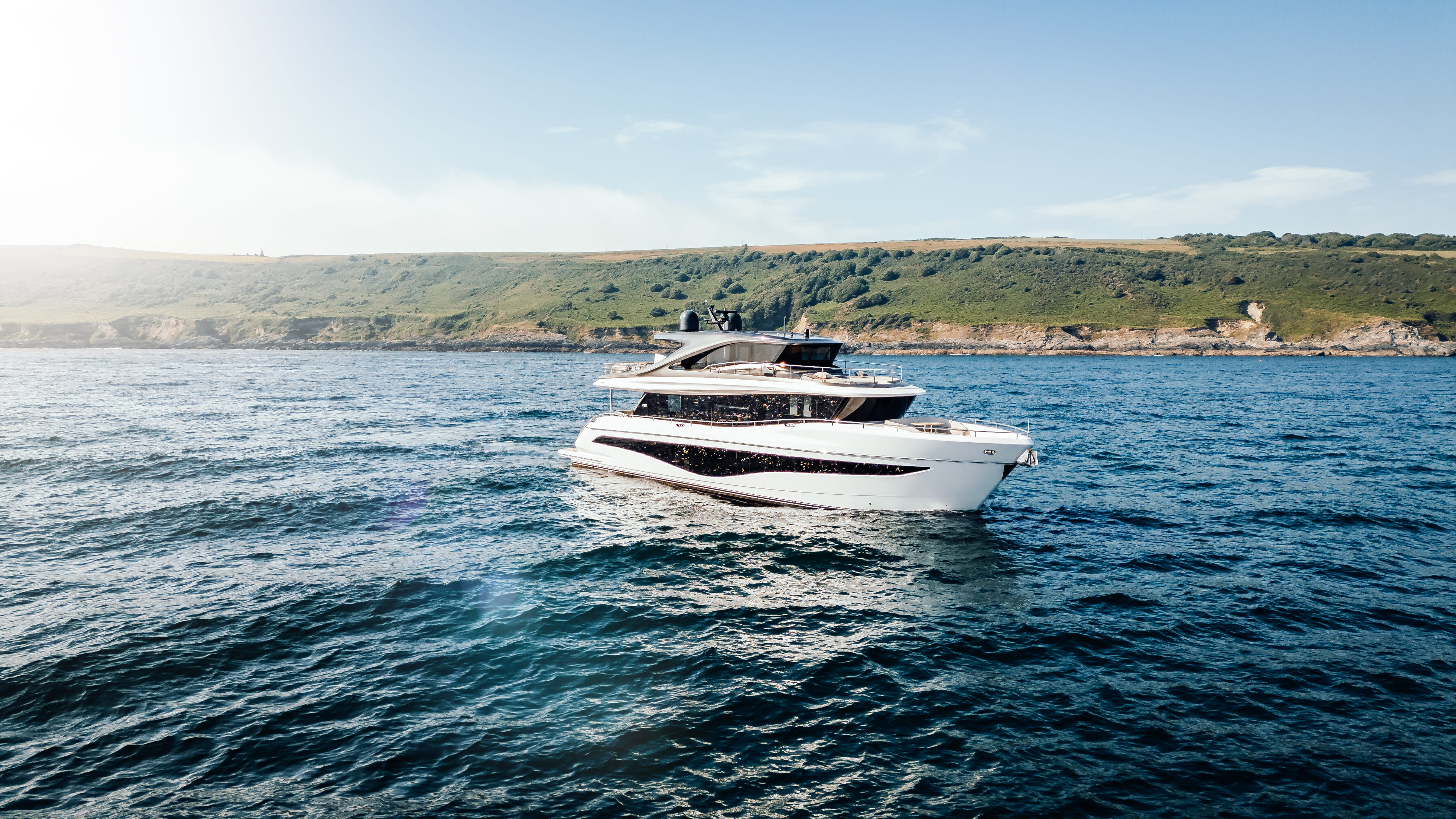 Princess X80 | Экстерьер 2