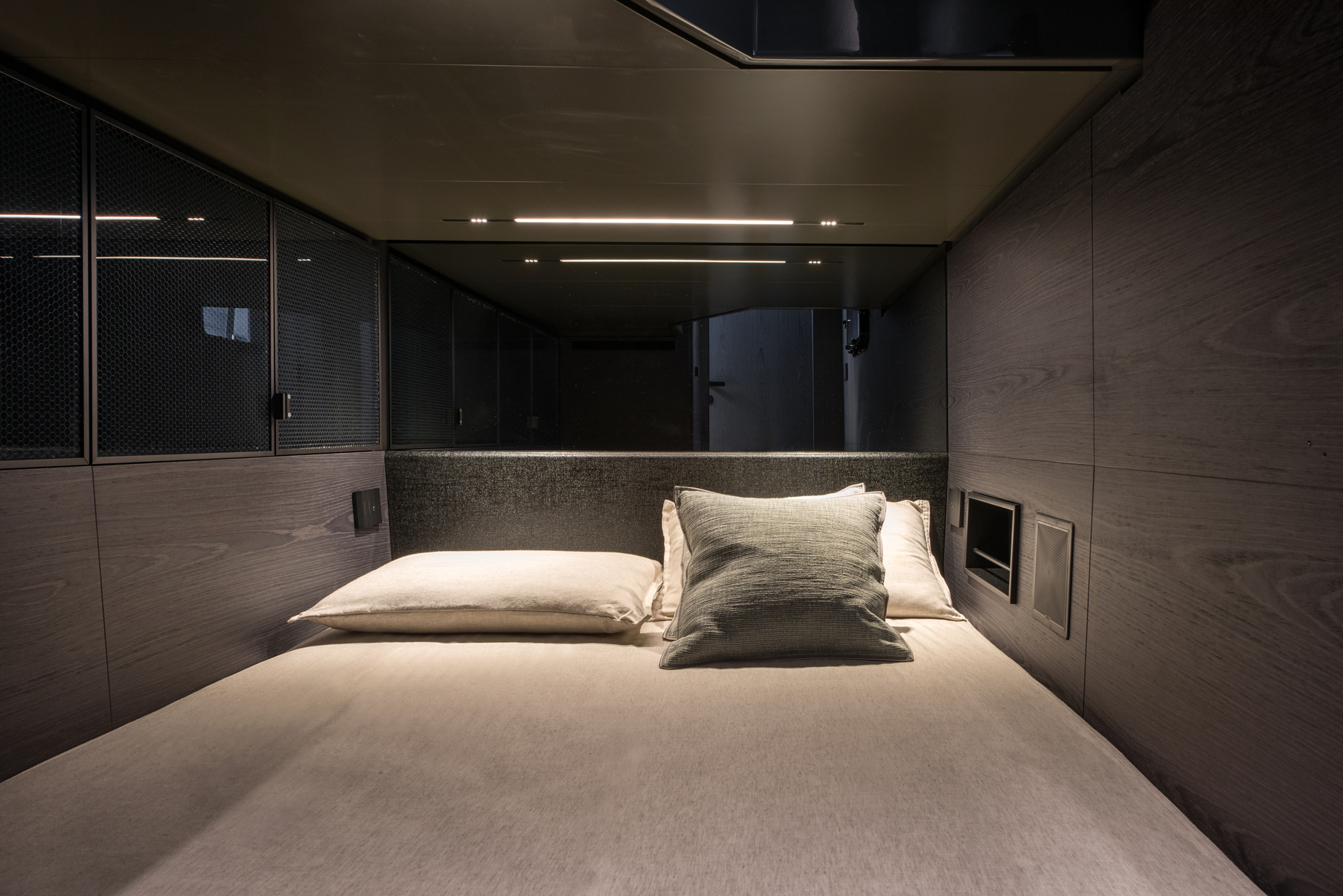 Bluegame BGF45 | Интерьер 5